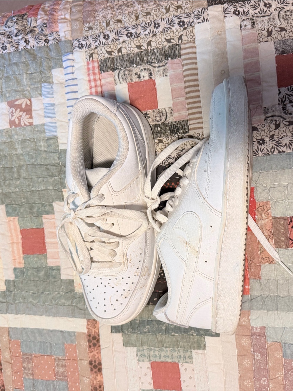 Nike White Low-Top Women's Sneakers
